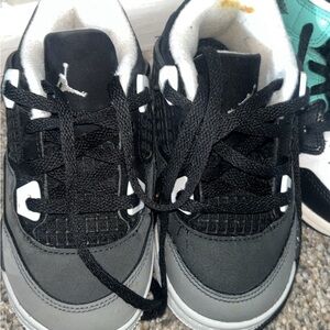 Jordan Black and Gray Sneakers Classic Suede Design